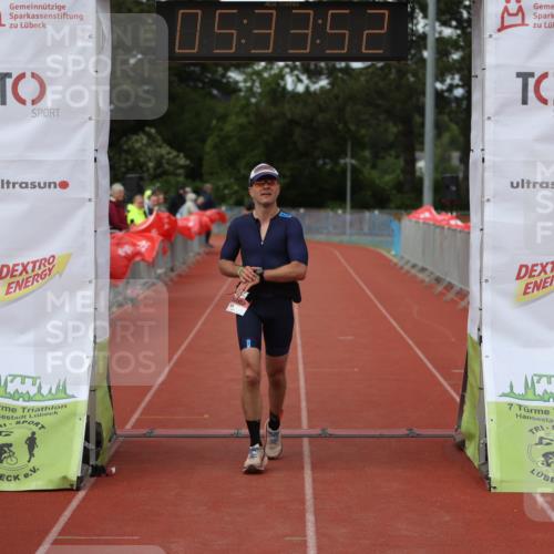 14.06.2026 - 7 Türme Triathlon Andreas Tolksdorf http://msf.ph/oto/9808672 14.06.2026 16:33:50 Ziel 735 meine-sportfotos.de