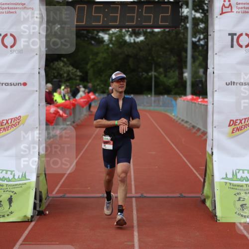 14.06.2026 - 7 Türme Triathlon Andreas Tolksdorf http://msf.ph/oto/9808679 14.06.2026 16:33:50 Ziel 735 meine-sportfotos.de