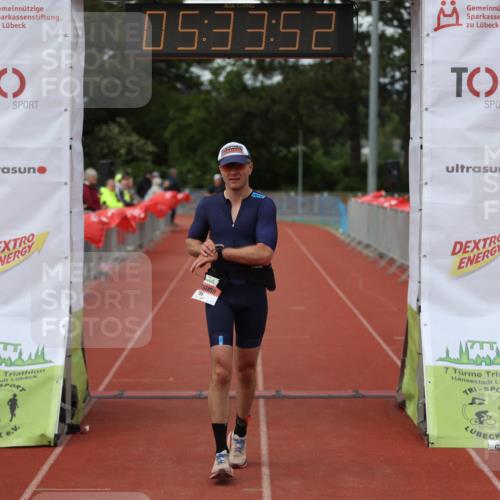 14.06.2026 - 7 Türme Triathlon Andreas Tolksdorf http://msf.ph/oto/9808685 14.06.2026 16:33:51 Ziel 735 meine-sportfotos.de