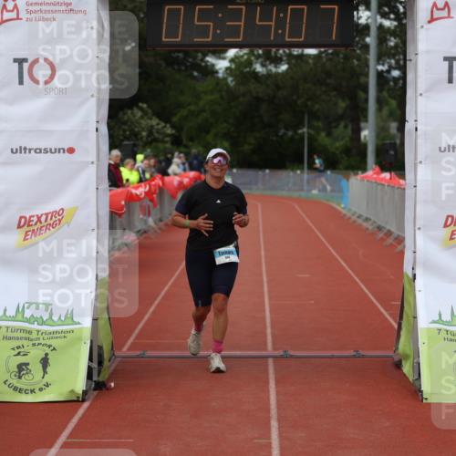 14.06.2026 - 7 Türme Triathlon Andreas Tolksdorf http://msf.ph/oto/9808713 14.06.2026 16:34:05 Ziel 949 meine-sportfotos.de