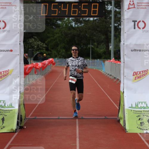 14.06.2026 - 7 Türme Triathlon Andreas Tolksdorf http://msf.ph/oto/9808751 14.06.2026 16:46:57 Ziel 681 meine-sportfotos.de
