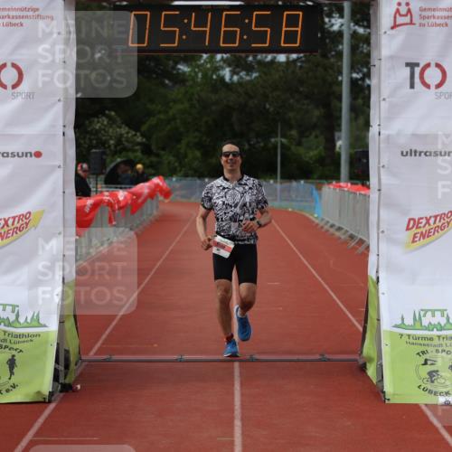 14.06.2026 - 7 Türme Triathlon Andreas Tolksdorf http://msf.ph/oto/9808752 14.06.2026 16:46:57 Ziel 681 meine-sportfotos.de