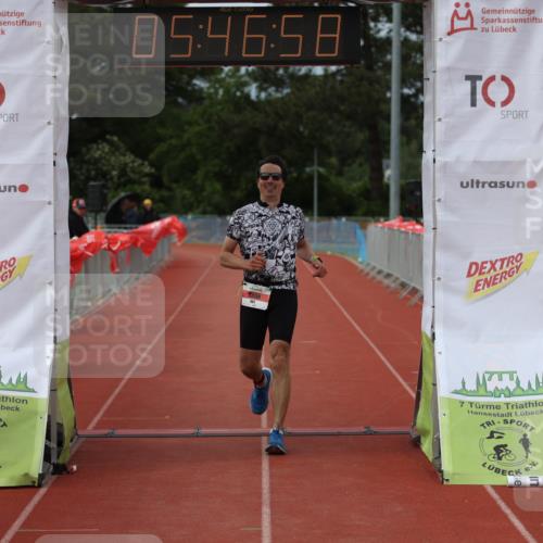 14.06.2026 - 7 Türme Triathlon Andreas Tolksdorf http://msf.ph/oto/9808758 14.06.2026 16:46:57 Ziel 681 meine-sportfotos.de