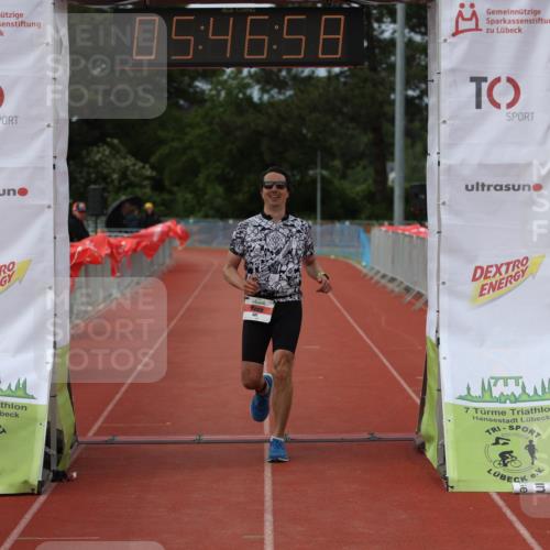14.06.2026 - 7 Türme Triathlon Andreas Tolksdorf http://msf.ph/oto/9808759 14.06.2026 16:46:57 Ziel 681 meine-sportfotos.de