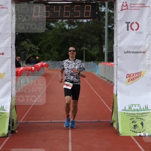14.06.2026 - 7 Türme Triathlon Andreas Tolksdorf http://msf.ph/oto/9808762 14.06.2026 16:46:57 Ziel 681 meine-sportfotos.de