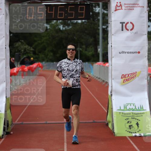 14.06.2026 - 7 Türme Triathlon Andreas Tolksdorf http://msf.ph/oto/9808773 14.06.2026 16:46:58 Ziel 681 meine-sportfotos.de