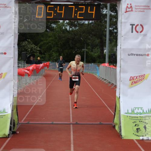14.06.2026 - 7 Türme Triathlon Andreas Tolksdorf http://msf.ph/oto/9808786 14.06.2026 16:47:22 Ziel 826 meine-sportfotos.de