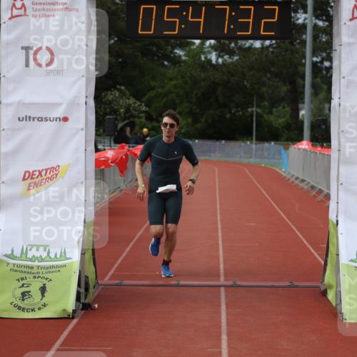 14.06.2026 - 7 Türme Triathlon Andreas Tolksdorf http://msf.ph/oto/9808825 14.06.2026 16:47:31 Ziel 610, 826, 1256 meine-sportfotos.de