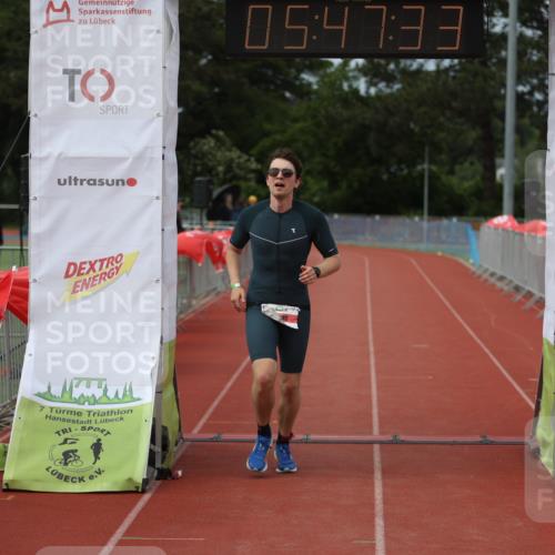 14.06.2026 - 7 Türme Triathlon Andreas Tolksdorf http://msf.ph/oto/9808841 14.06.2026 16:47:31 Ziel 610, 826, 1256 meine-sportfotos.de