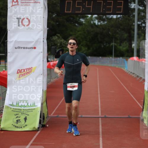 14.06.2026 - 7 Türme Triathlon Andreas Tolksdorf http://msf.ph/oto/9808846 14.06.2026 16:47:32 Ziel 610, 826, 1256 meine-sportfotos.de