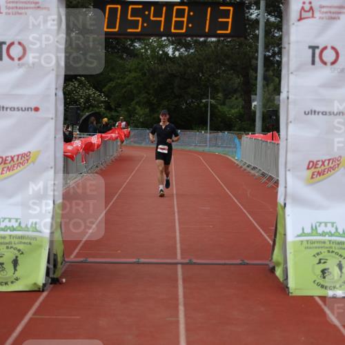14.06.2026 - 7 Türme Triathlon Andreas Tolksdorf http://msf.ph/oto/9808852 14.06.2026 16:48:12 Ziel 642 meine-sportfotos.de