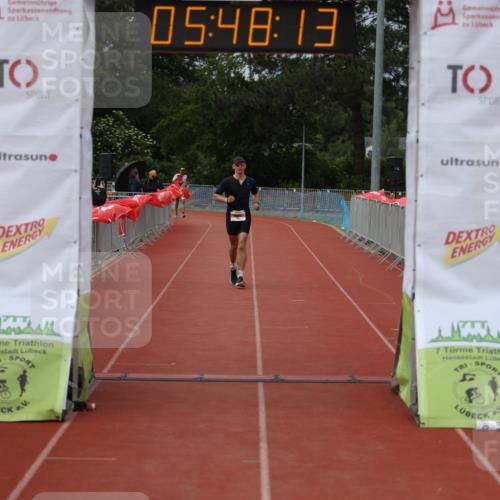 14.06.2026 - 7 Türme Triathlon Andreas Tolksdorf http://msf.ph/oto/9808858 14.06.2026 16:48:12 Ziel 642 meine-sportfotos.de