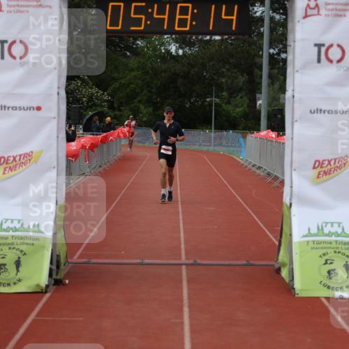 14.06.2026 - 7 Türme Triathlon Andreas Tolksdorf http://msf.ph/oto/9808865 14.06.2026 16:48:12 Ziel 642 meine-sportfotos.de