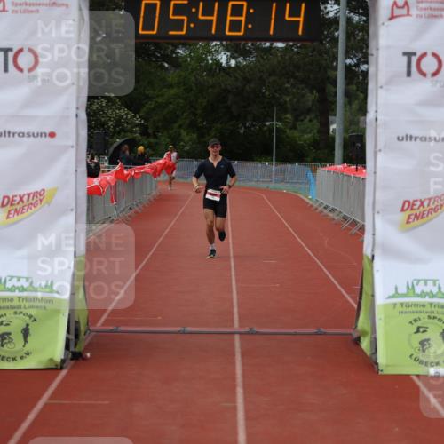 14.06.2026 - 7 Türme Triathlon Andreas Tolksdorf http://msf.ph/oto/9808869 14.06.2026 16:48:13 Ziel 642 meine-sportfotos.de