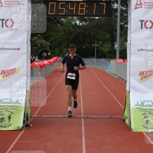 14.06.2026 - 7 Türme Triathlon Andreas Tolksdorf http://msf.ph/oto/9808875 14.06.2026 16:48:15 Ziel 642 meine-sportfotos.de