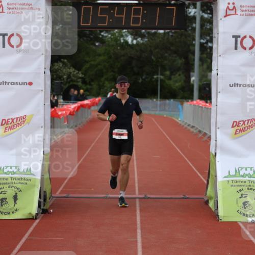 14.06.2026 - 7 Türme Triathlon Andreas Tolksdorf http://msf.ph/oto/9808883 14.06.2026 16:48:16 Ziel 642 meine-sportfotos.de