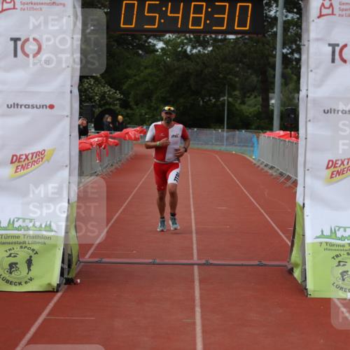 14.06.2026 - 7 Türme Triathlon Andreas Tolksdorf http://msf.ph/oto/9808904 14.06.2026 16:48:29 Ziel 631 meine-sportfotos.de