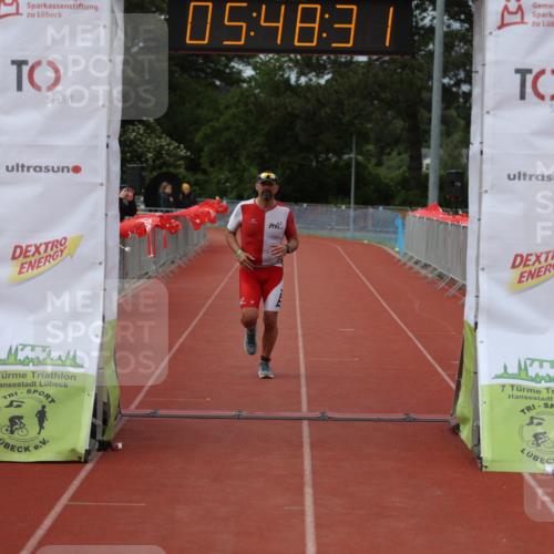14.06.2026 - 7 Türme Triathlon Andreas Tolksdorf http://msf.ph/oto/9808910 14.06.2026 16:48:29 Ziel 631 meine-sportfotos.de