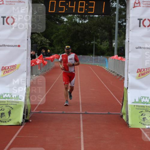 14.06.2026 - 7 Türme Triathlon Andreas Tolksdorf http://msf.ph/oto/9808915 14.06.2026 16:48:29 Ziel 631 meine-sportfotos.de