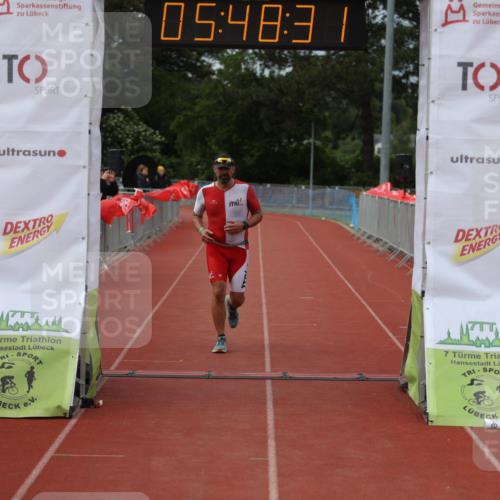 14.06.2026 - 7 Türme Triathlon Andreas Tolksdorf http://msf.ph/oto/9808916 14.06.2026 16:48:29 Ziel 631 meine-sportfotos.de