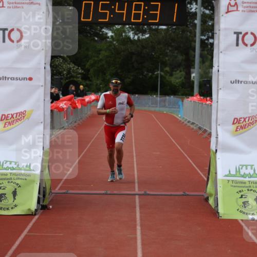 14.06.2026 - 7 Türme Triathlon Andreas Tolksdorf http://msf.ph/oto/9808919 14.06.2026 16:48:29 Ziel 631 meine-sportfotos.de