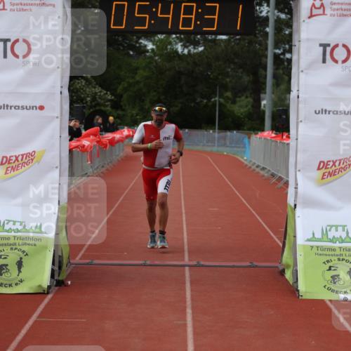 14.06.2026 - 7 Türme Triathlon Andreas Tolksdorf http://msf.ph/oto/9808920 14.06.2026 16:48:29 Ziel 631 meine-sportfotos.de