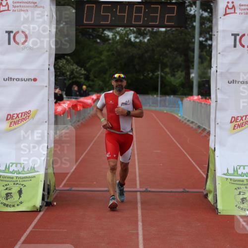 14.06.2026 - 7 Türme Triathlon Andreas Tolksdorf http://msf.ph/oto/9808935 14.06.2026 16:48:31 Ziel 631 meine-sportfotos.de
