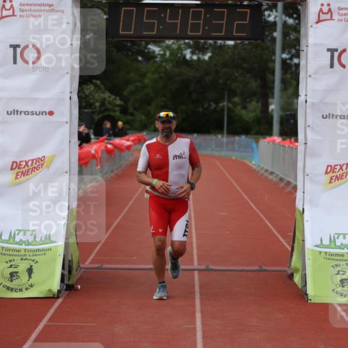 14.06.2026 - 7 Türme Triathlon Andreas Tolksdorf http://msf.ph/oto/9808938 14.06.2026 16:48:31 Ziel 631 meine-sportfotos.de