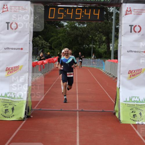 14.06.2026 - 7 Türme Triathlon Andreas Tolksdorf http://msf.ph/oto/9808968 14.06.2026 16:49:43 Ziel 767, 829, 861 meine-sportfotos.de