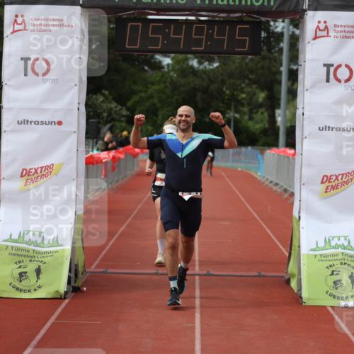 14.06.2026 - 7 Türme Triathlon Andreas Tolksdorf http://msf.ph/oto/9808987 14.06.2026 16:49:44 Ziel 767, 829, 861 meine-sportfotos.de