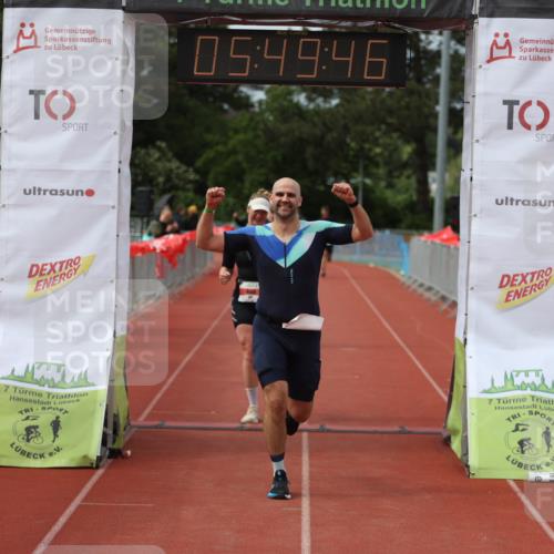 14.06.2026 - 7 Türme Triathlon Andreas Tolksdorf http://msf.ph/oto/9808989 14.06.2026 16:49:44 Ziel 767, 829, 861 meine-sportfotos.de