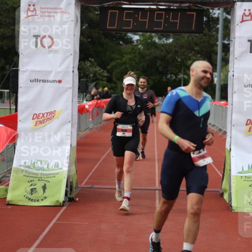 14.06.2026 - 7 Türme Triathlon Andreas Tolksdorf http://msf.ph/oto/9808996 14.06.2026 16:49:45 Ziel 767, 829, 861, 891 meine-sportfotos.de