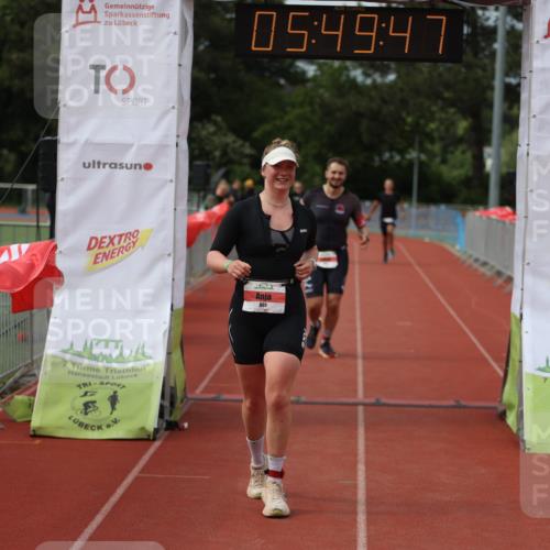14.06.2026 - 7 Türme Triathlon Andreas Tolksdorf http://msf.ph/oto/9809006 14.06.2026 16:49:46 Ziel 767, 829, 861, 891 meine-sportfotos.de
