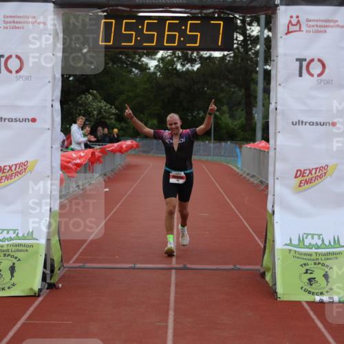 14.06.2026 - 7 Türme Triathlon Andreas Tolksdorf http://msf.ph/oto/9809056 14.06.2026 16:56:56 Ziel 742 meine-sportfotos.de