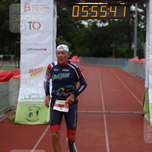 14.06.2026 - 7 Türme Triathlon Andreas Tolksdorf http://msf.ph/oto/9809077 14.06.2026 16:55:40 Ziel 763, 858 meine-sportfotos.de