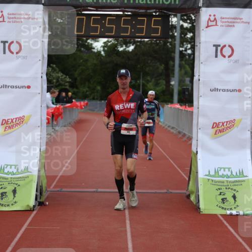 14.06.2026 - 7 Türme Triathlon Andreas Tolksdorf http://msf.ph/oto/9809110 14.06.2026 16:55:34 Ziel 763, 858 meine-sportfotos.de