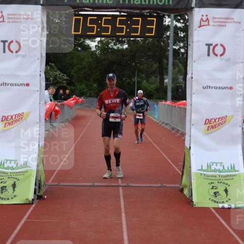 14.06.2026 - 7 Türme Triathlon Andreas Tolksdorf http://msf.ph/oto/9809114 14.06.2026 16:55:32 Ziel 763, 858 meine-sportfotos.de
