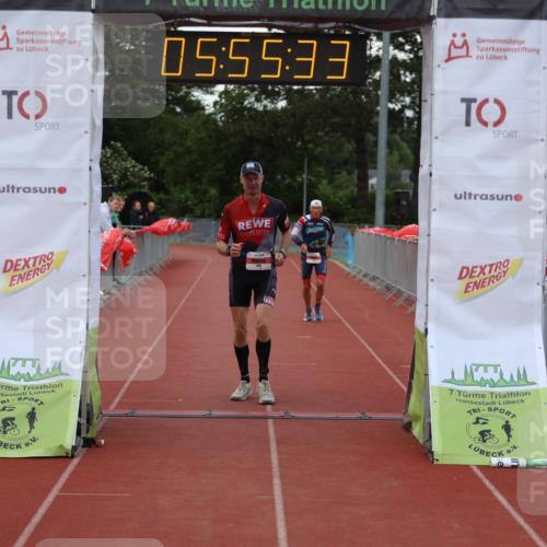 14.06.2026 - 7 Türme Triathlon Andreas Tolksdorf http://msf.ph/oto/9809115 14.06.2026 16:55:32 Ziel 763, 858 meine-sportfotos.de