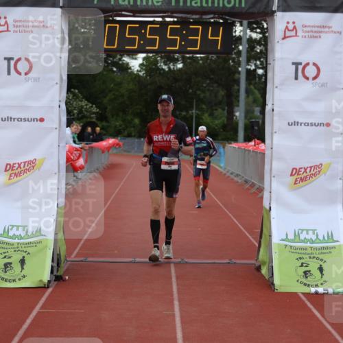 14.06.2026 - 7 Türme Triathlon Andreas Tolksdorf http://msf.ph/oto/9809124 14.06.2026 16:55:33 Ziel 763, 858 meine-sportfotos.de