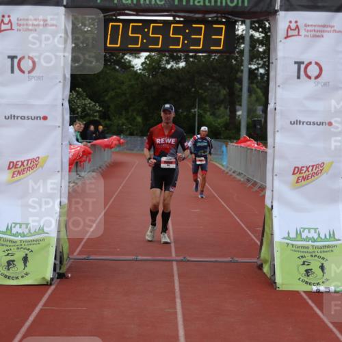 14.06.2026 - 7 Türme Triathlon Andreas Tolksdorf http://msf.ph/oto/9809144 14.06.2026 16:55:32 Ziel 763, 858 meine-sportfotos.de
