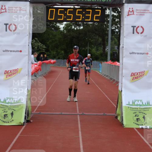 14.06.2026 - 7 Türme Triathlon Andreas Tolksdorf http://msf.ph/oto/9809151 14.06.2026 16:55:31 Ziel 763, 858 meine-sportfotos.de