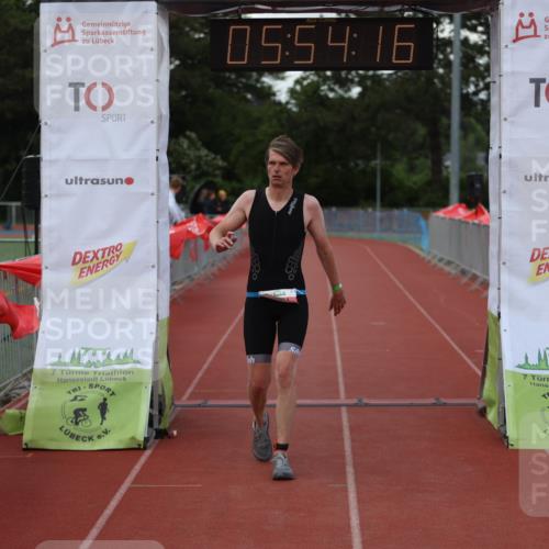 14.06.2026 - 7 Türme Triathlon Andreas Tolksdorf http://msf.ph/oto/9809199 14.06.2026 16:54:16 Ziel 635 meine-sportfotos.de