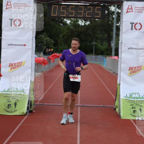 14.06.2026 - 7 Türme Triathlon Andreas Tolksdorf http://msf.ph/oto/9809241 14.06.2026 16:53:24 Ziel 663 meine-sportfotos.de