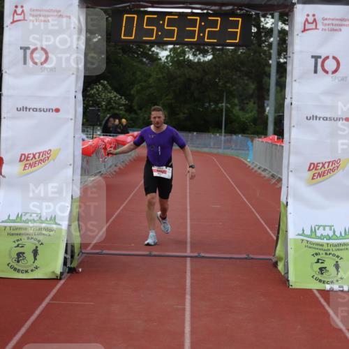 14.06.2026 - 7 Türme Triathlon Andreas Tolksdorf http://msf.ph/oto/9809283 14.06.2026 16:53:22 Ziel 663, 860 meine-sportfotos.de