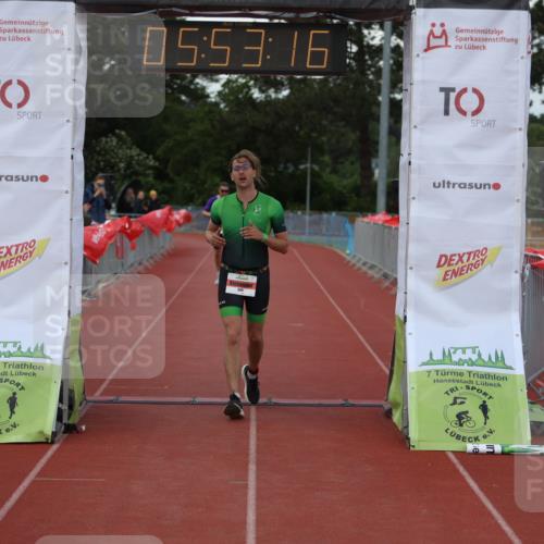 14.06.2026 - 7 Türme Triathlon Andreas Tolksdorf http://msf.ph/oto/9809297 14.06.2026 16:53:15 Ziel 663, 860 meine-sportfotos.de