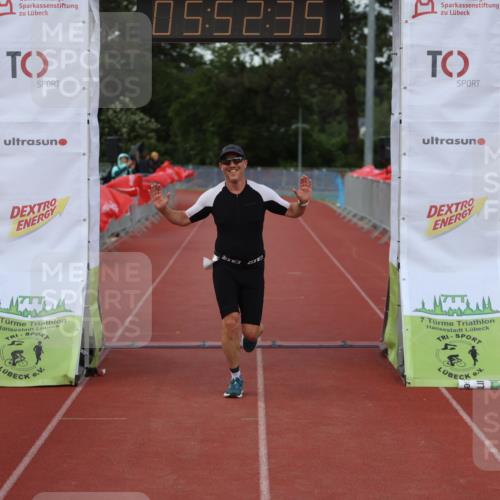 14.06.2026 - 7 Türme Triathlon Andreas Tolksdorf http://msf.ph/oto/9809320 14.06.2026 16:52:34 Ziel 748 meine-sportfotos.de