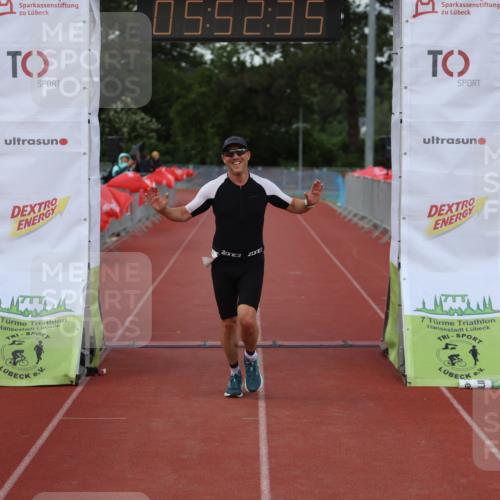 14.06.2026 - 7 Türme Triathlon Andreas Tolksdorf http://msf.ph/oto/9809321 14.06.2026 16:52:34 Ziel 748 meine-sportfotos.de