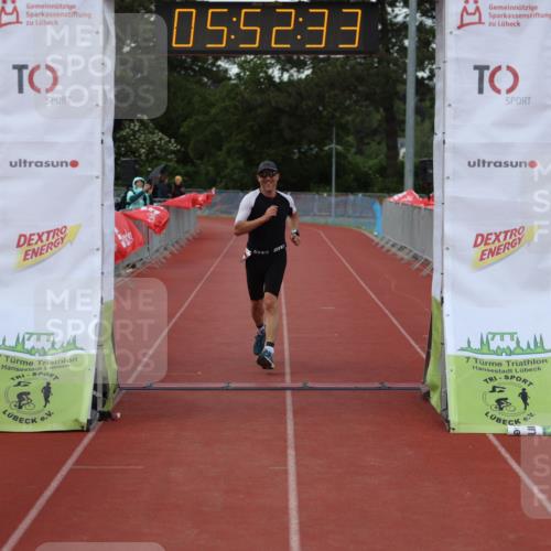 14.06.2026 - 7 Türme Triathlon Andreas Tolksdorf http://msf.ph/oto/9809329 14.06.2026 16:52:32 Ziel 748 meine-sportfotos.de