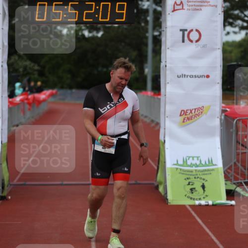 14.06.2026 - 7 Türme Triathlon Andreas Tolksdorf http://msf.ph/oto/9809380 14.06.2026 16:52:08 Ziel 969 meine-sportfotos.de