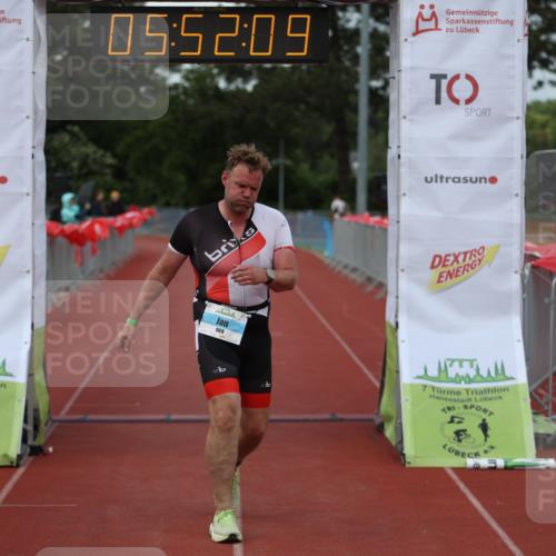 14.06.2026 - 7 Türme Triathlon Andreas Tolksdorf http://msf.ph/oto/9809394 14.06.2026 16:52:08 Ziel 969 meine-sportfotos.de